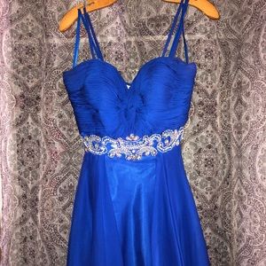 Blue cocktail dress 💙